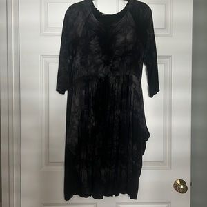 Alembika dress - tie dyed in shades of black, and different ranges of gray.